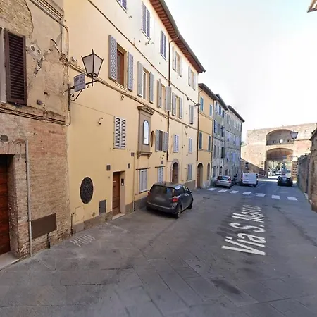 Casa Attico Via San Marco Siena
